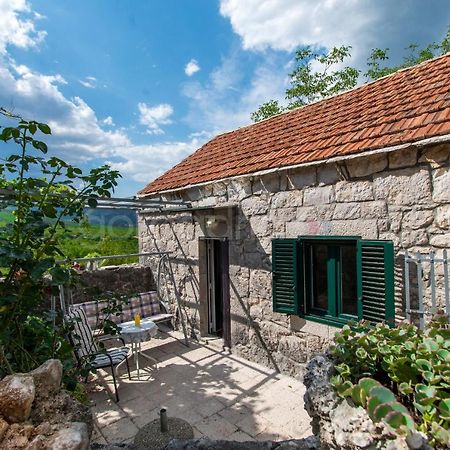 Holiday Home Godinj Donje Rascane Kültér fotó