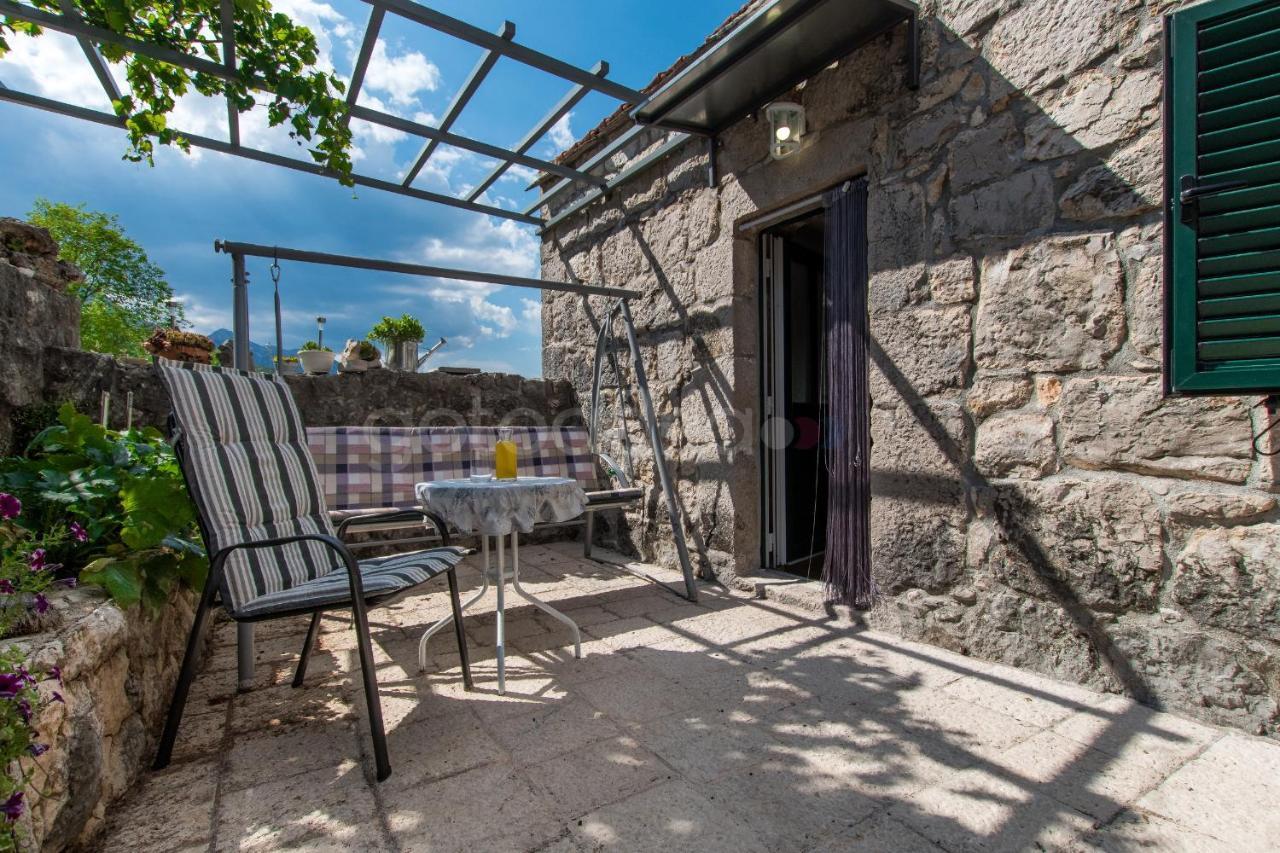Holiday Home Godinj Donje Rascane Kültér fotó